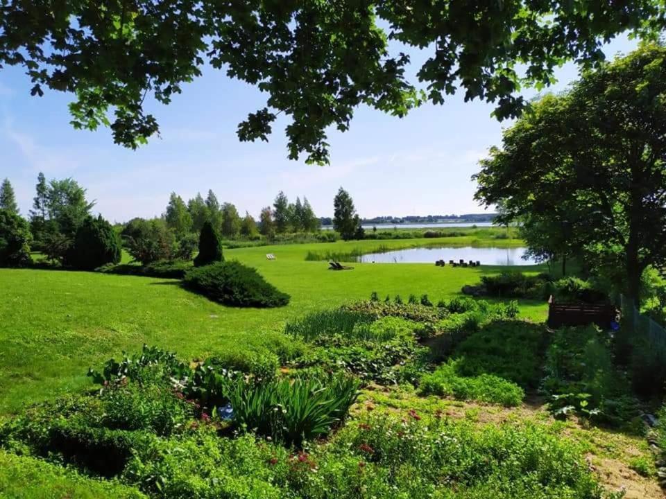 Miodunski Dworek Ryn  Exteriör bild