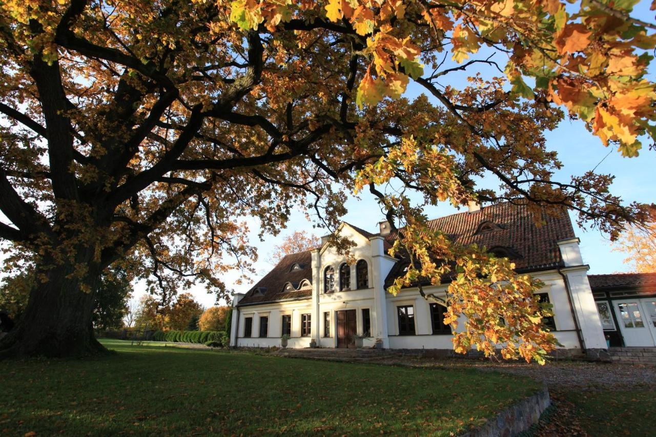 Miodunski Dworek Ryn  Exteriör bild